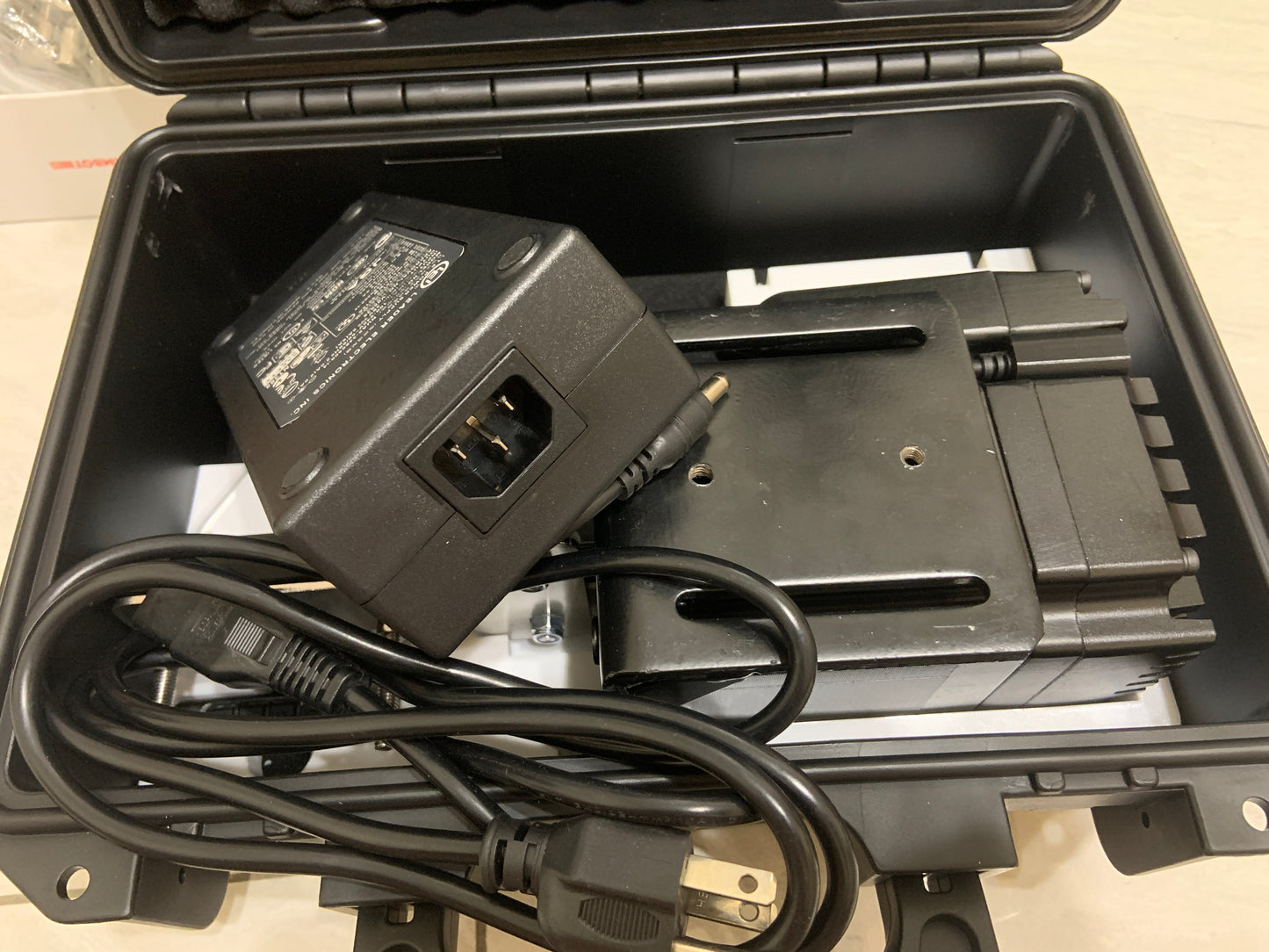 Spanking machine ac power