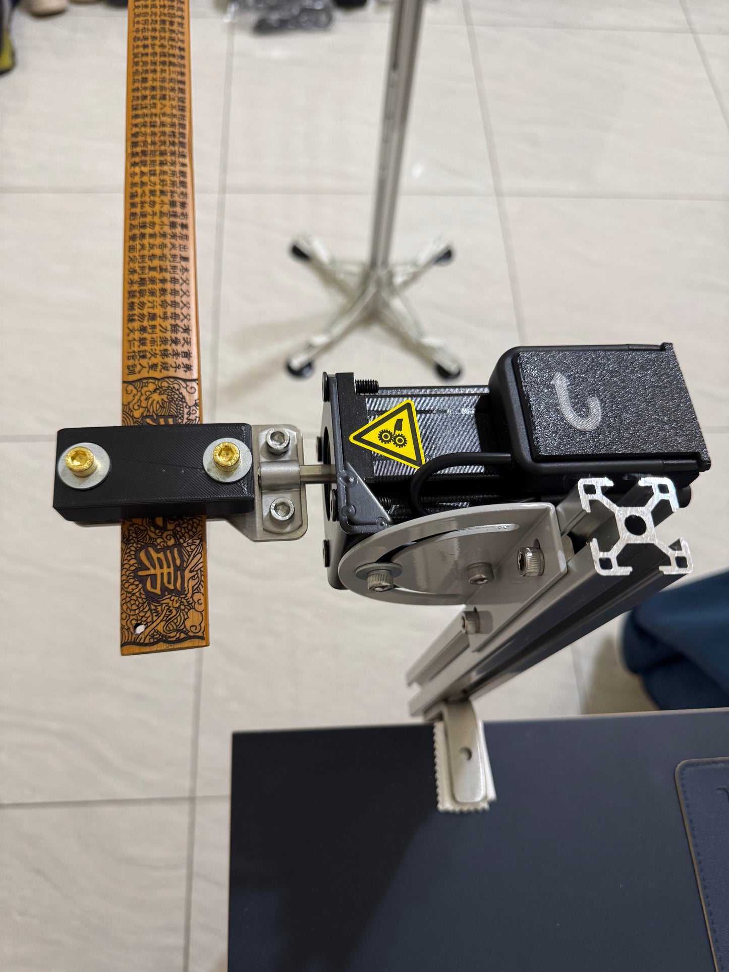 Silent spanking machine with 5 intensity levels